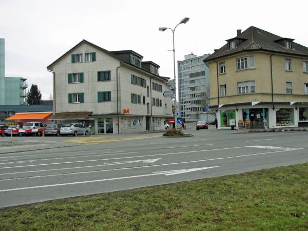 Migros Ecke Lindhof- Dohlenzelgstrasse